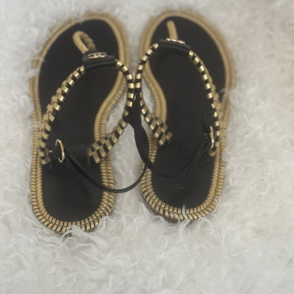 Chanel Black and Gold Women's Sandals - Picture 3 of 3